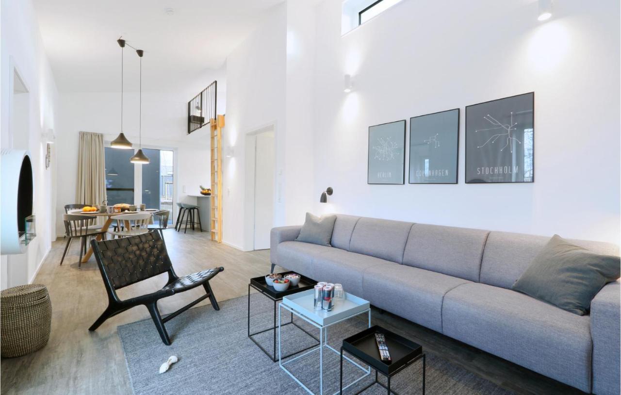 2 Bedroom Awesome Home In Lembruch-Duemmer See Ngoại thất bức ảnh
