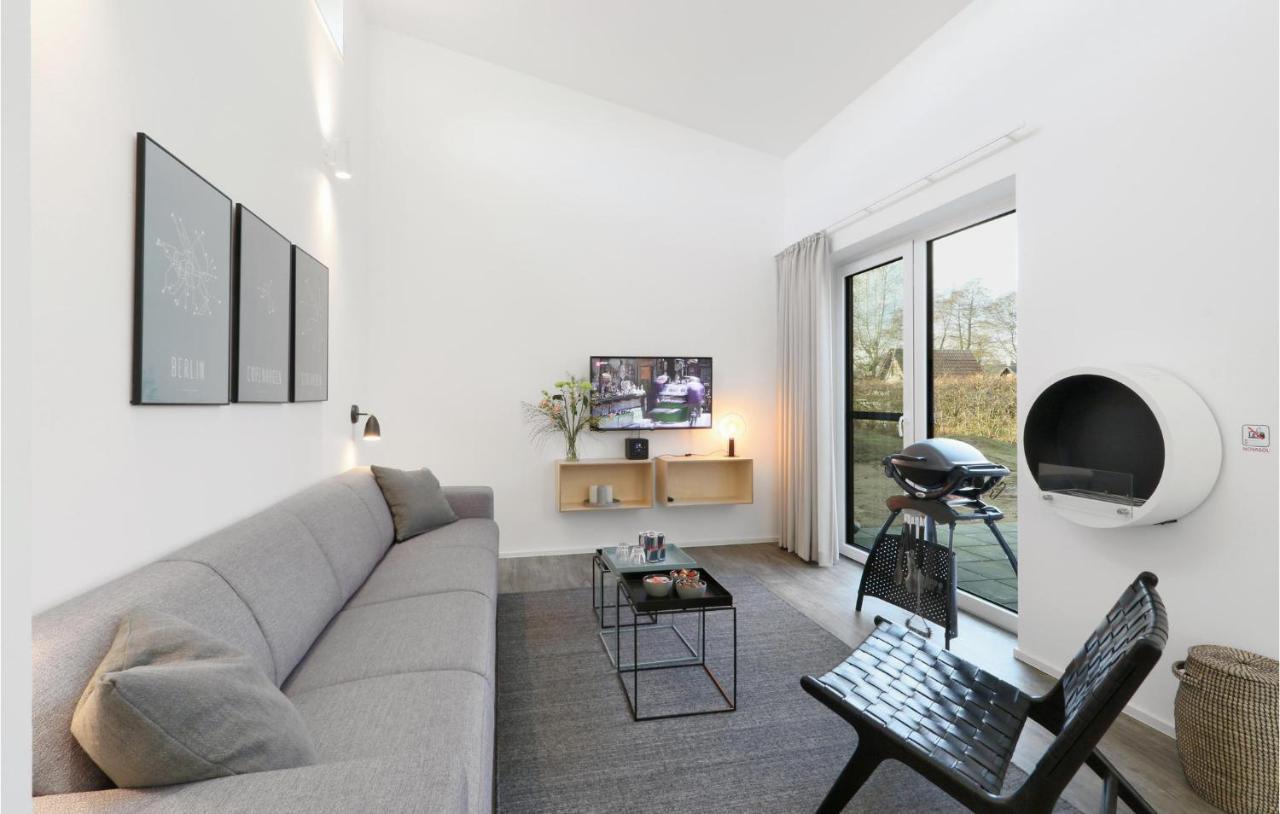 2 Bedroom Awesome Home In Lembruch-Duemmer See Ngoại thất bức ảnh