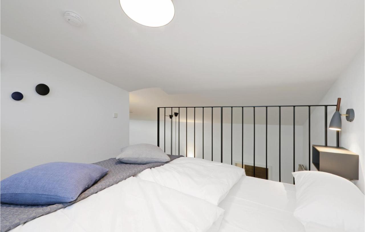 2 Bedroom Awesome Home In Lembruch-Duemmer See Ngoại thất bức ảnh