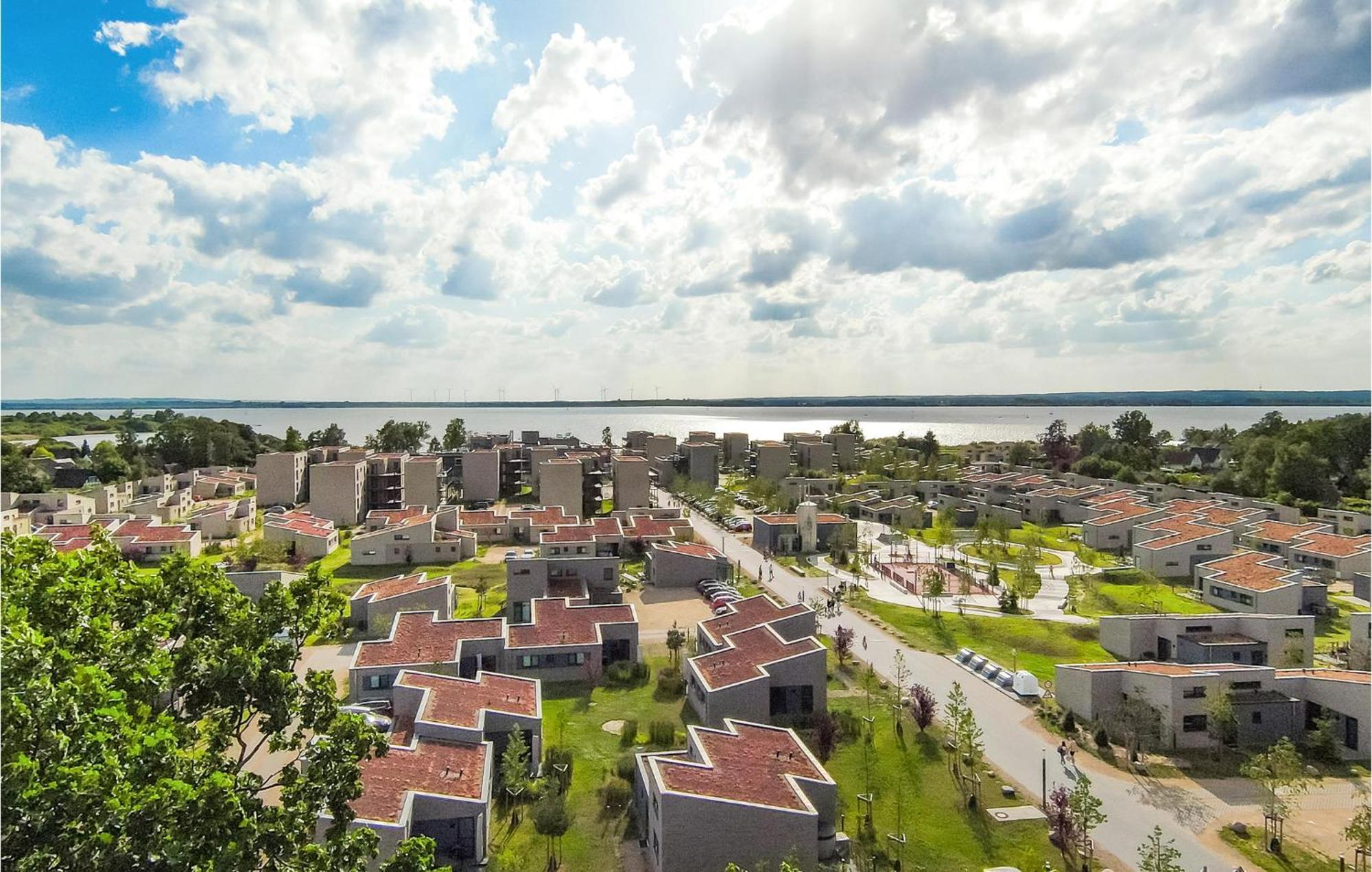 2 Bedroom Awesome Home In Lembruch-Duemmer See Ngoại thất bức ảnh